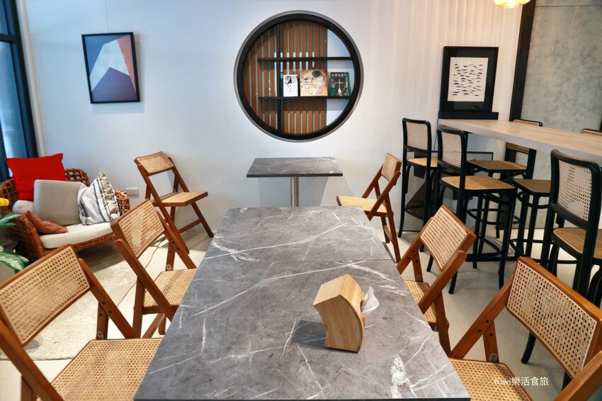 彰化市咖啡推薦隱園咖啡︱落地窗裡靜謐小花園,推薦單品手沖咖啡.甜點.wifi插座