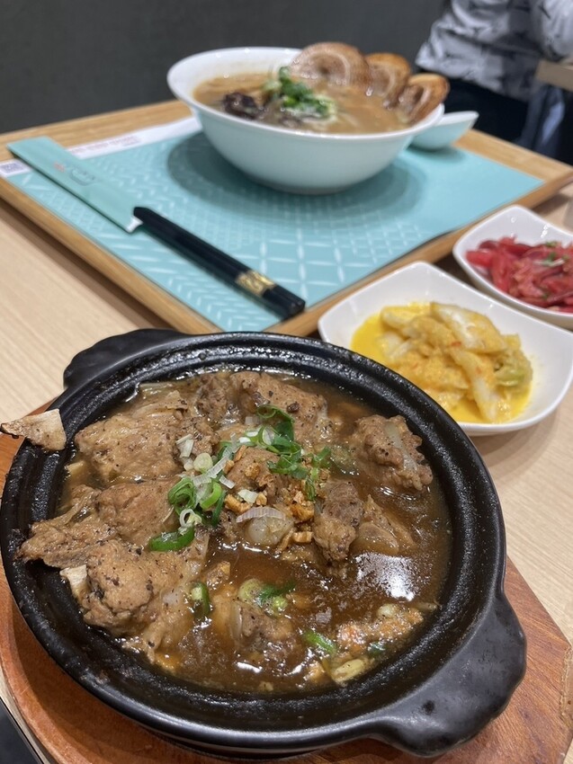 文青風情·重慶味道!墨竹亭,台中崇德商圈百元平價麵食