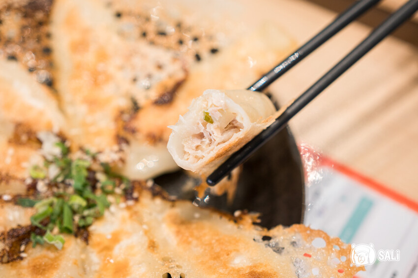 墨竹亭 漢口店｜台中北區美食，新菜色上市金湯泡椒牛麵，豐富秋冬味蕾 - 莎笠，小日子