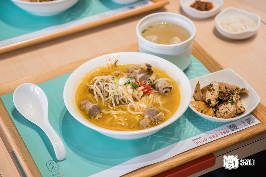 墨竹亭 漢口店｜台中北區美食，新菜色上市金湯泡椒牛麵，豐富秋冬味蕾 - 莎笠，小日子