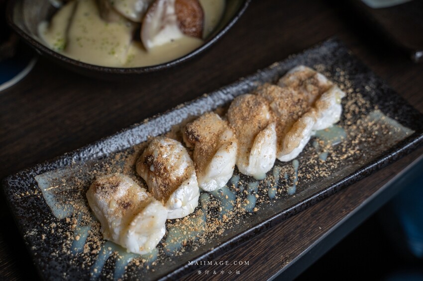 新莊美食｜老串角新莊店～新北無人不知的居酒屋開最新分店囉，總店破兩萬則評論依舊維持4.9顆星，菜單將近