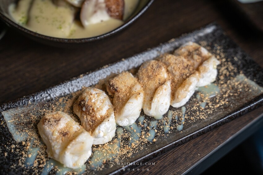 新莊美食｜老串角新莊店～新北無人不知的居酒屋開最新分店囉，總店破兩萬則評論依舊維持4.9顆星，菜單將近