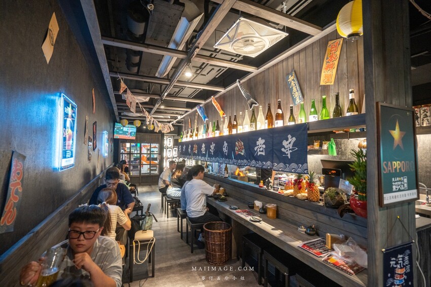 新莊美食｜老串角新莊店～新北無人不知的居酒屋開最新分店囉，總店破兩萬則評論依舊維持4.9顆星，菜單將近