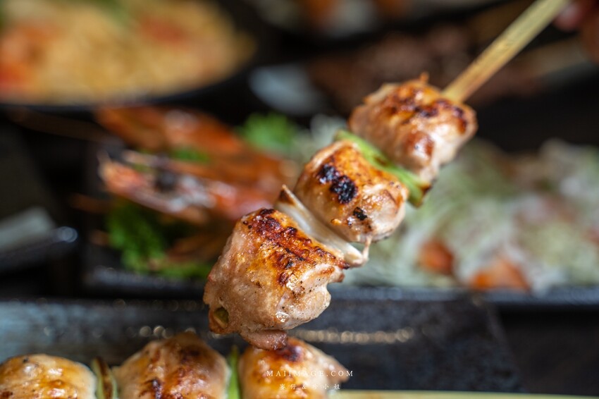 新莊美食｜老串角新莊店～新北無人不知的居酒屋開最新分店囉，總店破兩萬則評論依舊維持4.9顆星，菜單將近