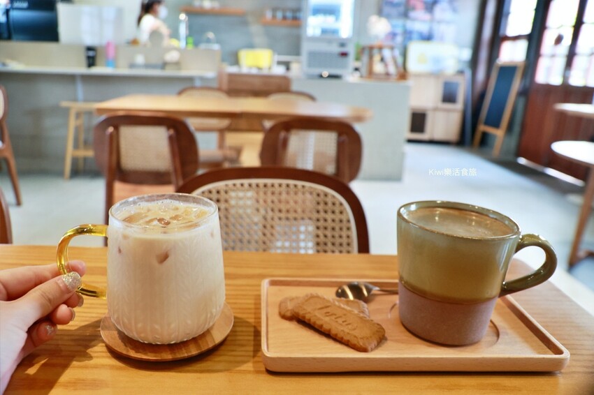 彰化市咖啡推薦巷弄長壽咖啡館︱彰化市三民市場巷弄美食.咖啡.甜點.室內小市集.手作課程