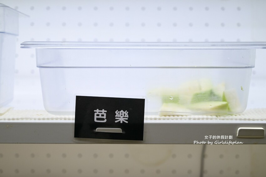 點排餐就送蒙古烤肉吃到飽，數10種蔬菜肉品，飲料.炸物.冰.主食通通吃到飽，商業午餐蒙古烤肉只要198元