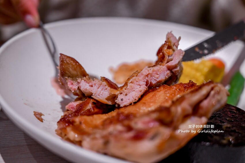 點排餐就送蒙古烤肉吃到飽，數10種蔬菜肉品，飲料.炸物.冰.主食通通吃到飽，商業午餐蒙古烤肉只要198元