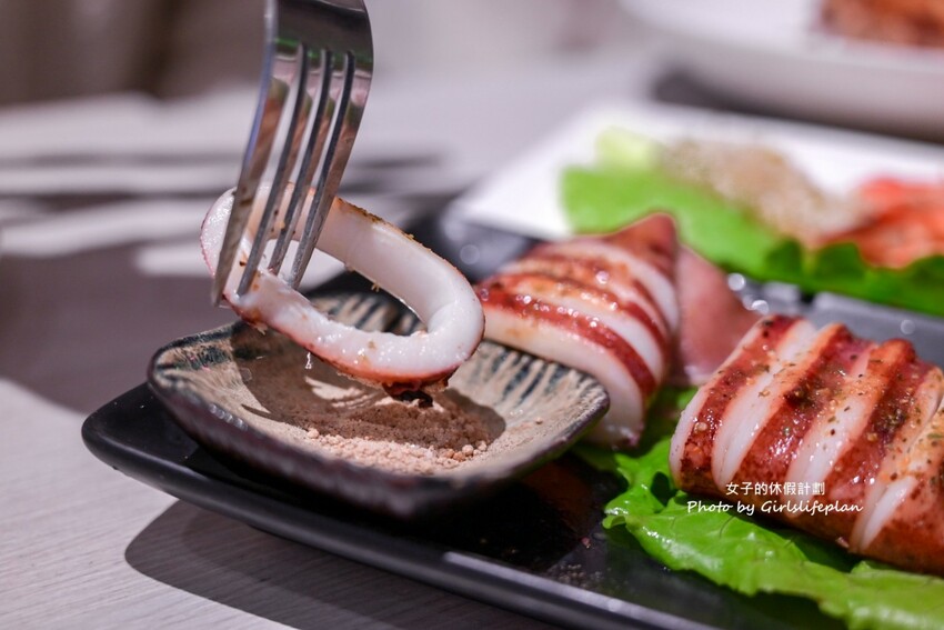 點排餐就送蒙古烤肉吃到飽，數10種蔬菜肉品，飲料.炸物.冰.主食通通吃到飽，商業午餐蒙古烤肉只要198元