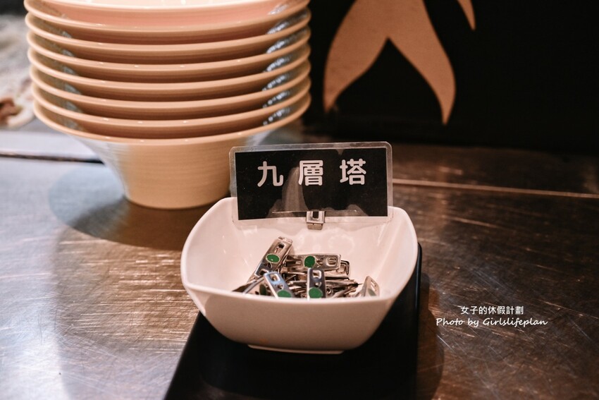 點排餐就送蒙古烤肉吃到飽，數10種蔬菜肉品，飲料.炸物.冰.主食通通吃到飽，商業午餐蒙古烤肉只要198元