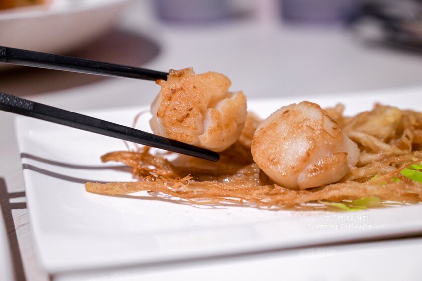 點排餐就送蒙古烤肉吃到飽，數10種蔬菜肉品，飲料.炸物.冰.主食通通吃到飽，商業午餐蒙古烤肉只要198元