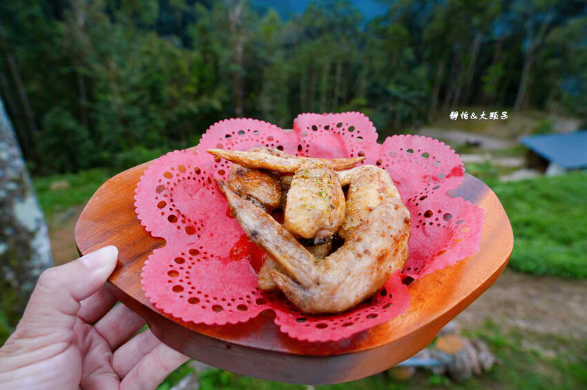 梅后秘境咖啡廳 ❙ 山林裡露天咖啡、森林步道、梅后蔓瀑布，新