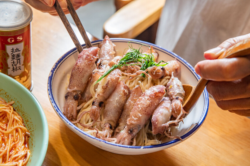 別再只知道拉麵吃到飽！【山禾堂拉麵】全新海鮮拉麵系列澎湃登場，讓你一次吃到爽。