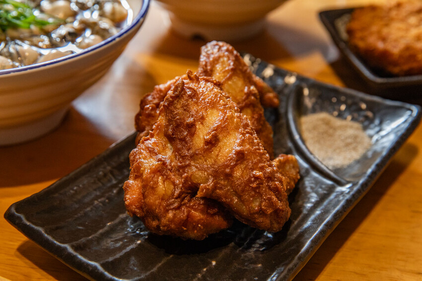 別再只知道拉麵吃到飽！【山禾堂拉麵】全新海鮮拉麵系列澎湃登場，讓你一次吃到爽。