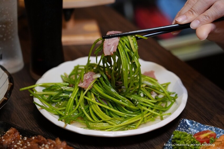 板橋居酒屋推薦｜香炬居酒屋～新開幕！平價的消費、美味的餐點，另有包廂座位適合三五好友聚餐