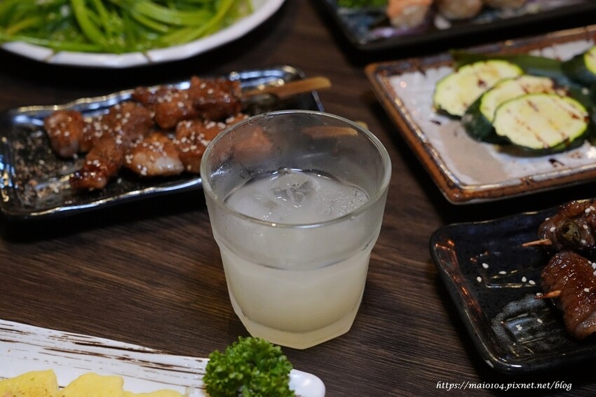 板橋居酒屋推薦｜香炬居酒屋～新開幕！平價的消費、美味的餐點，另有包廂座位適合三五好友聚餐