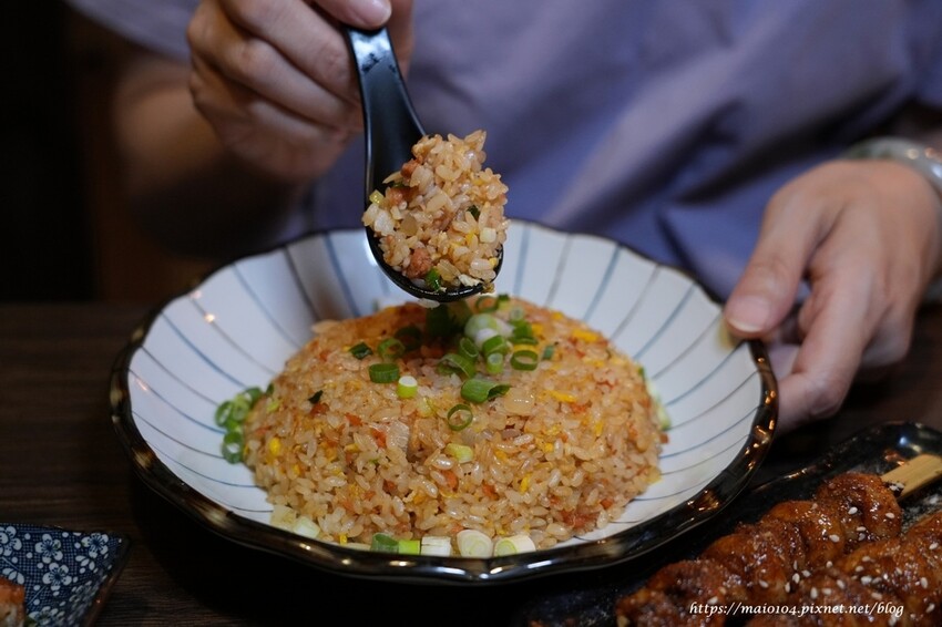 板橋居酒屋推薦｜香炬居酒屋～新開幕！平價的消費、美味的餐點，另有包廂座位適合三五好友聚餐