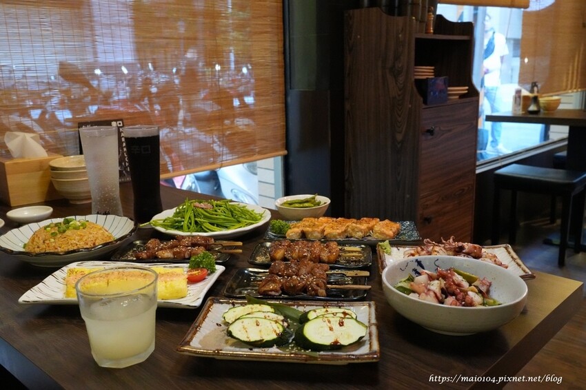 板橋居酒屋推薦｜香炬居酒屋～新開幕！平價的消費、美味的餐點，另有包廂座位適合三五好友聚餐