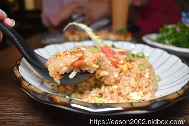 板橋美食推薦 | 香炬居酒屋 Google評論4.9顆星 推薦菜單:明太子臭豆腐