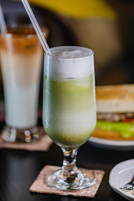 左營美食 – 拉茉咖啡 Lamore coffee x 蓮池潭龍虎塔旁飽覽名勝風光