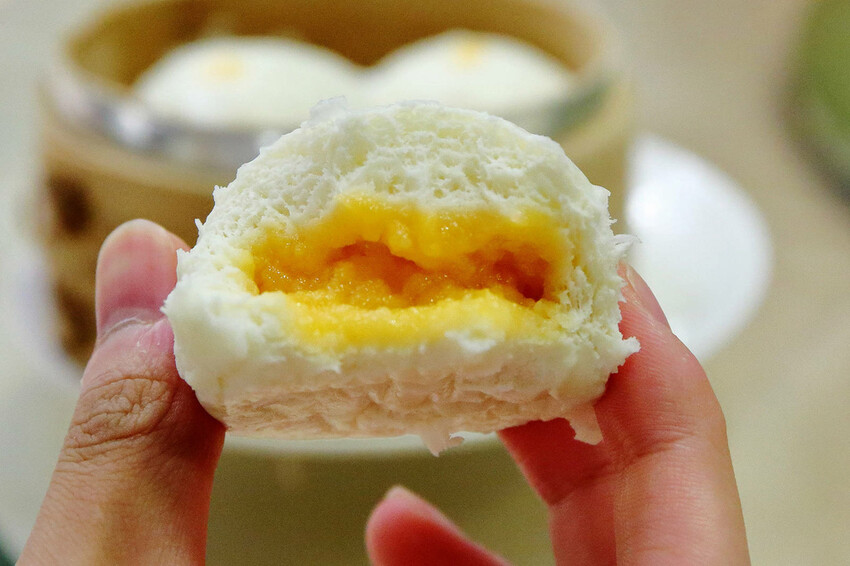 晶宴會館新品牌「晶粵軒烤鴨餐廳」，主打烤鴨搭配港式小點跟經典