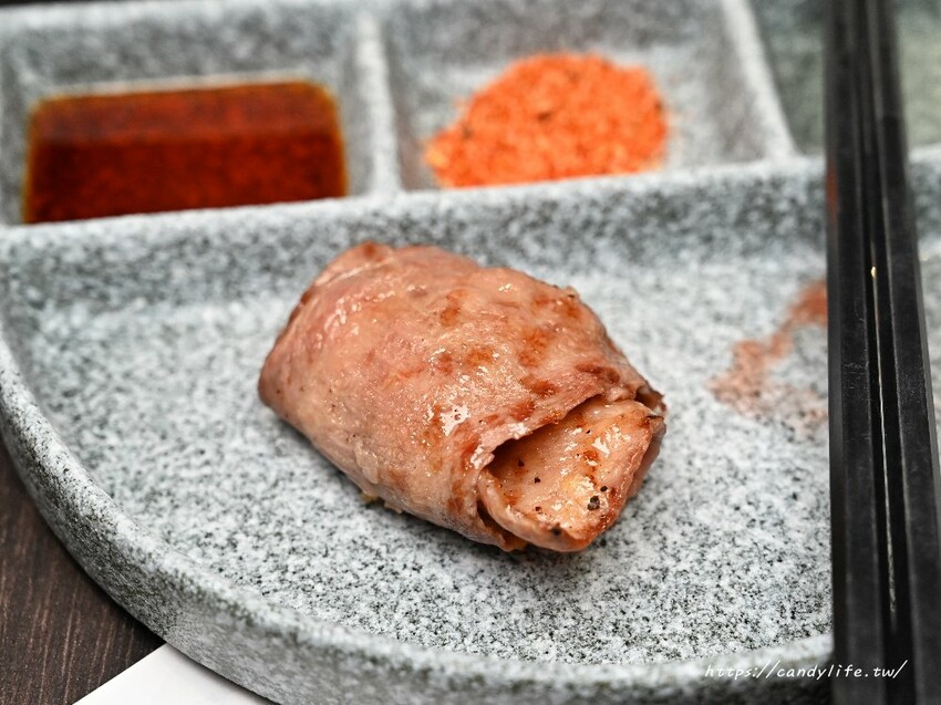 火火燒肉販賣所｜台中新開燒肉店，一開幕就爆紅，網評高達4.9分，想吃請提前訂位！