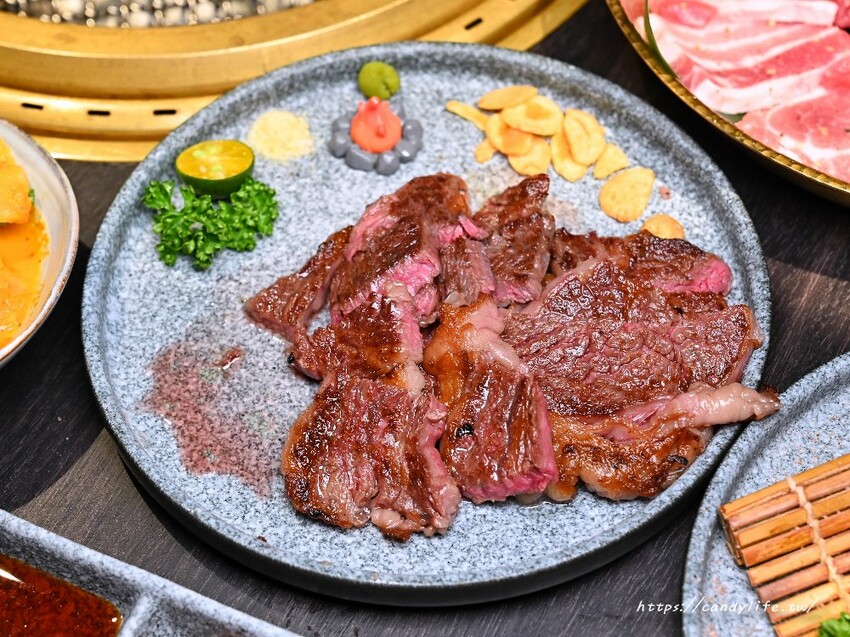 火火燒肉販賣所｜台中新開燒肉店，一開幕就爆紅，網評高達4.9分，想吃請提前訂位！