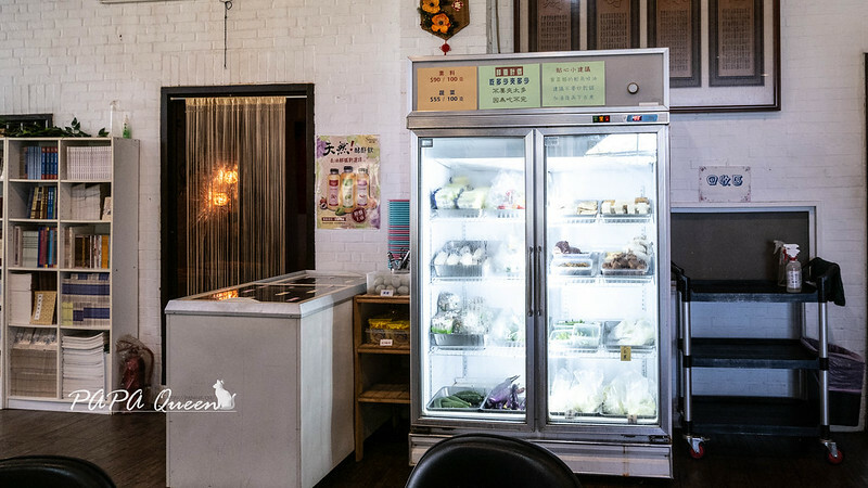 台中市北屯區文之森 蔬食餐飲圖書館| 麻辣干鍋…是素食庭園餐廳