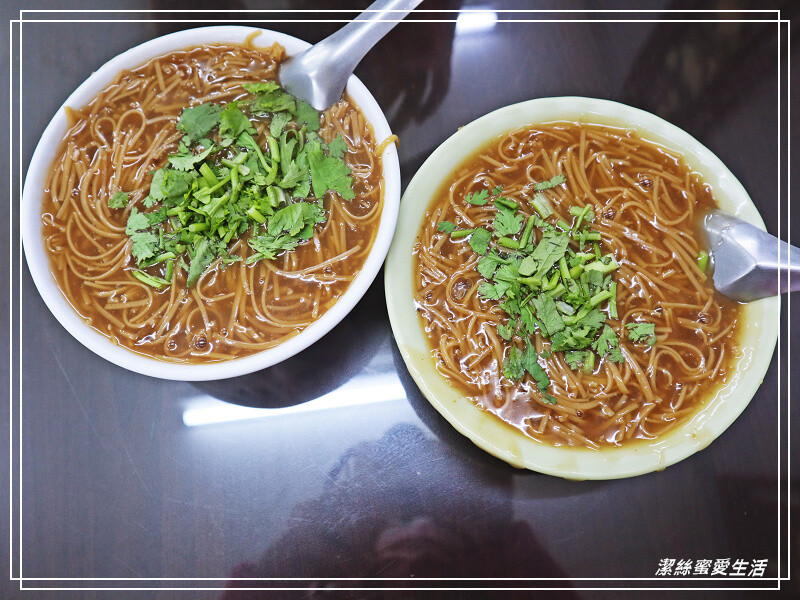 古早味大腸+蚵仔麵線(八德店)/24小時營業!隨時想吃都可以~宵夜好朋友