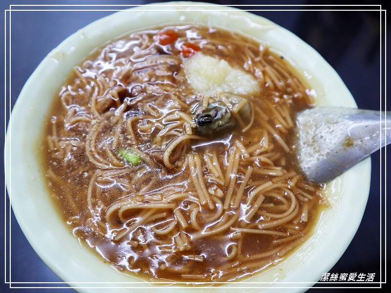 古早味大腸+蚵仔麵線(八德店)/24小時營業!隨時想吃都可以~宵夜好朋友