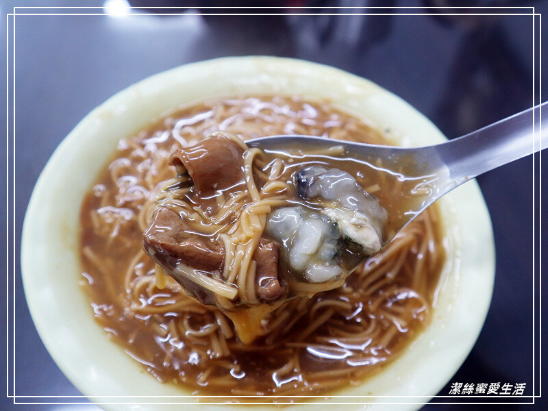 古早味大腸+蚵仔麵線(八德店)/24小時營業!隨時想吃都可以~宵夜好朋友