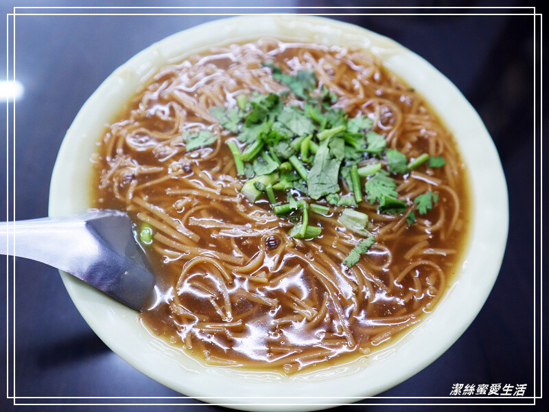 古早味大腸+蚵仔麵線(八德店)/24小時營業!隨時想吃都可以~宵夜好朋友