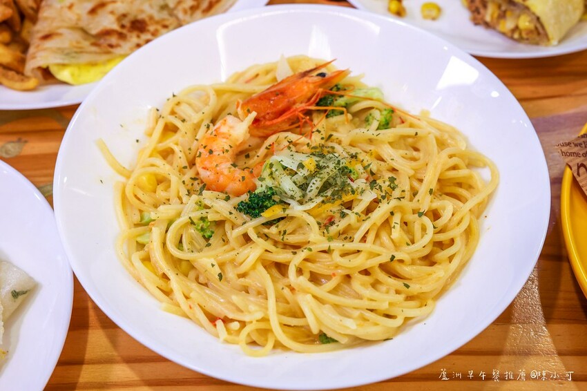 新北市蘆洲區【蘆洲早餐】三寶爸Brunch，以蜂蜜為主題的蘆洲早午餐推薦