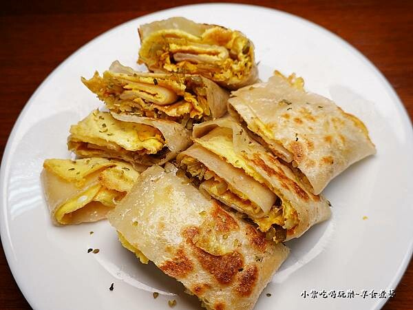 黃金海帶芽蛋餅-琴玲早午餐 (2).jpg