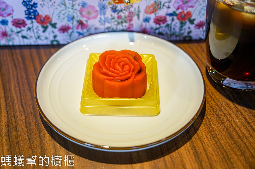 金格喜餅 | 喜餅試吃推薦，絕美漫舞花境雙層禮盒。 - 螞蟻幫的櫥櫃