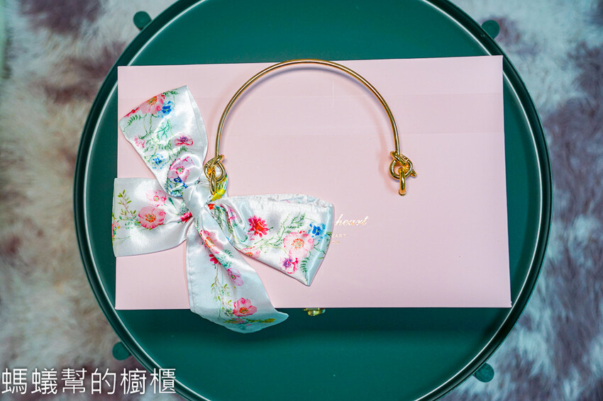 金格喜餅 | 喜餅試吃推薦，絕美漫舞花境雙層禮盒。 - 螞蟻幫的櫥櫃