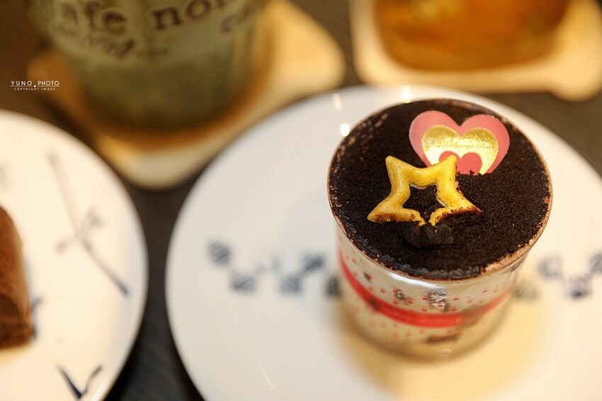 南法鄉村風藏身民宅超低調美味甜點!大人系提拉米蘇令人著迷|雞蛋糖麵粉(南投竹山美食)