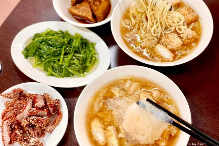 向上市場芋頭米粉-必吃的在地無名麵店