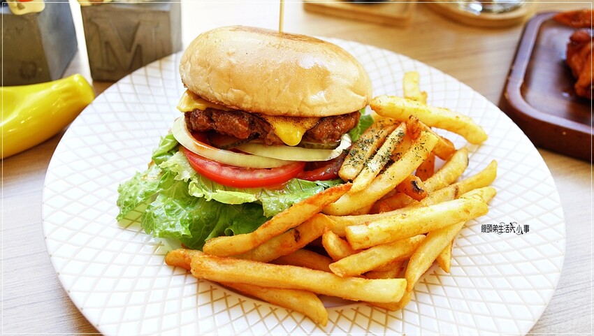 /tmp/phpyyIgsV /tmp/phpyyIgsV