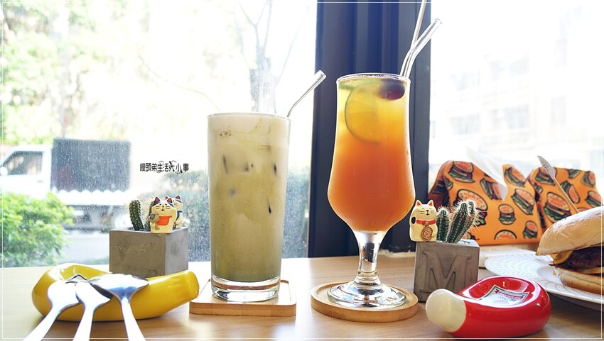 /tmp/phpK0zmTE /tmp/phpK0zmTE