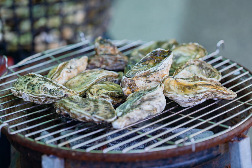 頤夫咖啡 – 200元烤蚵吃到飽