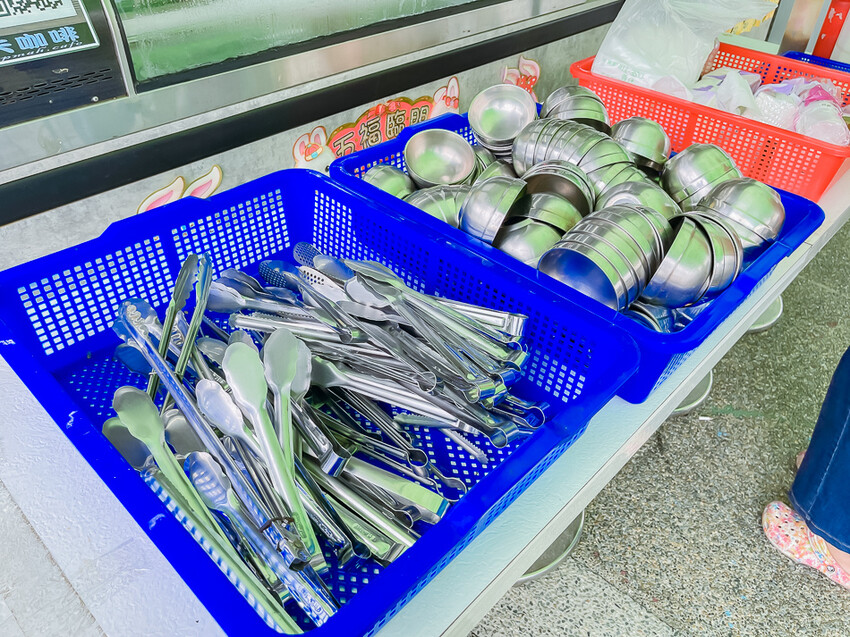 頤夫咖啡 – 200元烤蚵吃到飽