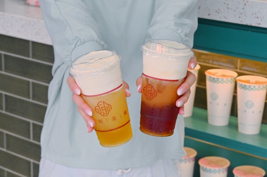 彰化人氣港式飲料店 彰化最厚氣墊奶蓋必喝 絲襪奶茶/仙草凍鮮乳推薦_永利茶檔