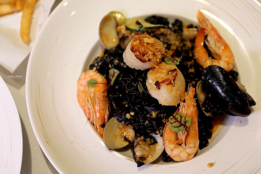 竹北最強義式餐廳進駐台中三井Lalaport！主打多款手工義大利麵體＆手工窯烤披薩｜Dambino丹比諾 (台中Lalap