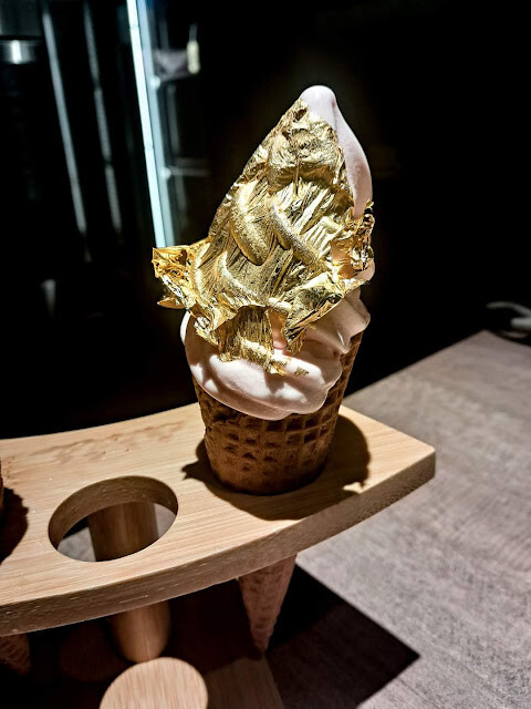 台北無菜單料理─上山走走日式燒肉台北華山店│推薦A5和牛、金箔冰淇淋、北海道生食級干貝、北海道生牛肉手卷