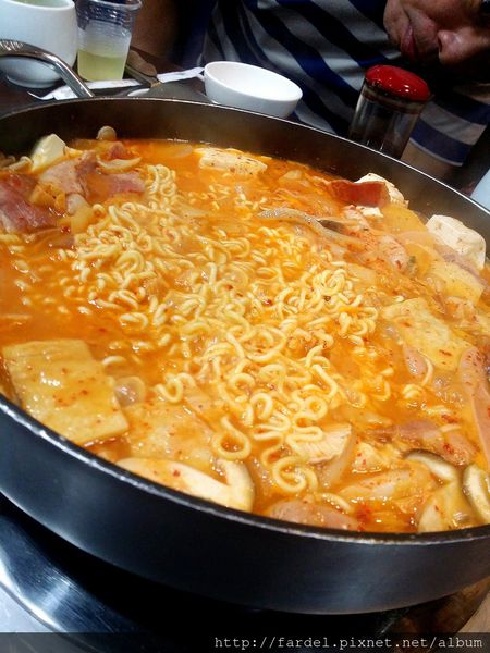 韓國先生 春川店~料多味美的部隊鍋