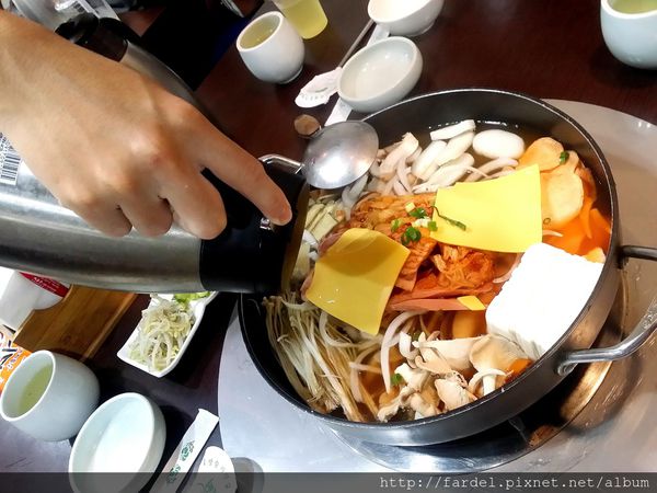 韓國先生 春川店~料多味美的部隊鍋