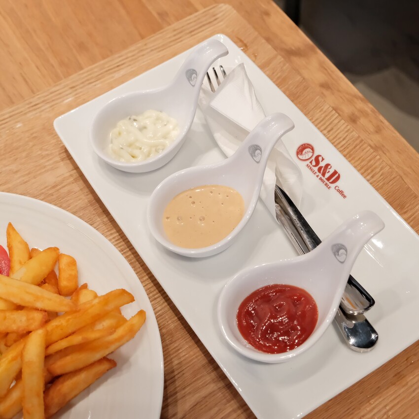 【林口咖啡廳推薦】S&D咖啡-林口醒吾店~ 林口平價咖啡廳只要80元起?林口不限時咖啡廳,還有充電插座唷!林口平價咖啡廳~文內附菜單