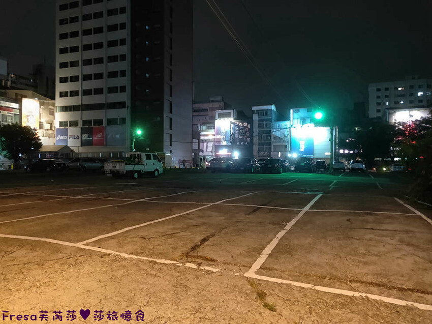 台中飯店【一中漫走】超近台中公園／一中商圈.步行五分鐘精華逛街區.大窗景採光一級棒│台中旅店│台中火車站 - Fresa芙芮莎♥莎旅憶食