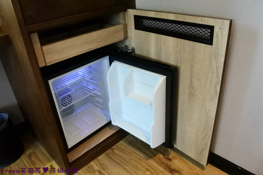 台中飯店【一中漫走】超近台中公園／一中商圈.步行五分鐘精華逛街區.大窗景採光一級棒│台中旅店│台中火車站 - Fresa芙芮莎♥莎旅憶食