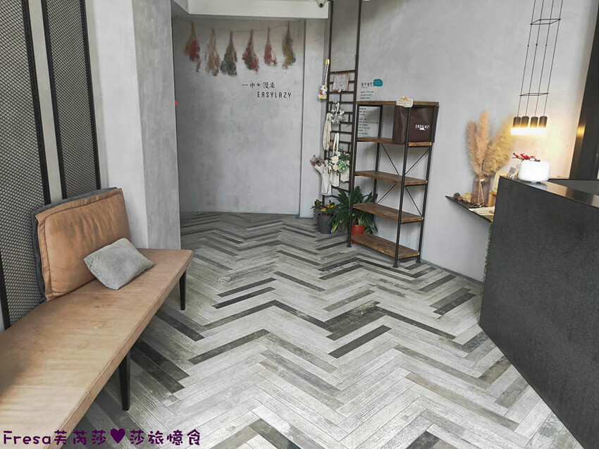 台中飯店【一中漫走】超近台中公園／一中商圈.步行五分鐘精華逛街區.大窗景採光一級棒│台中旅店│台中火車站 - Fresa芙芮莎♥莎旅憶食